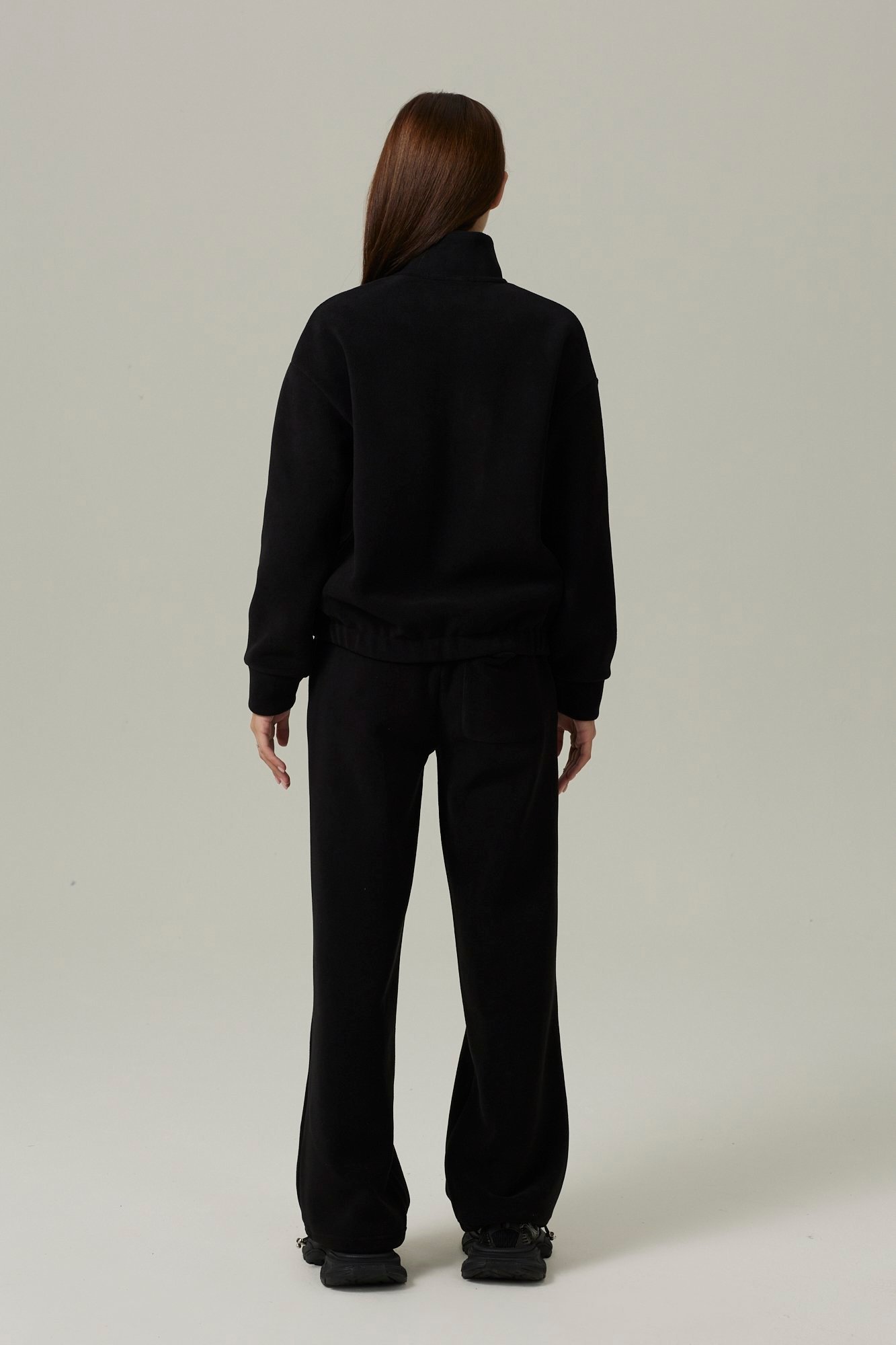 Ensemble sweat à col montant et pantalon oversized – Image 11
