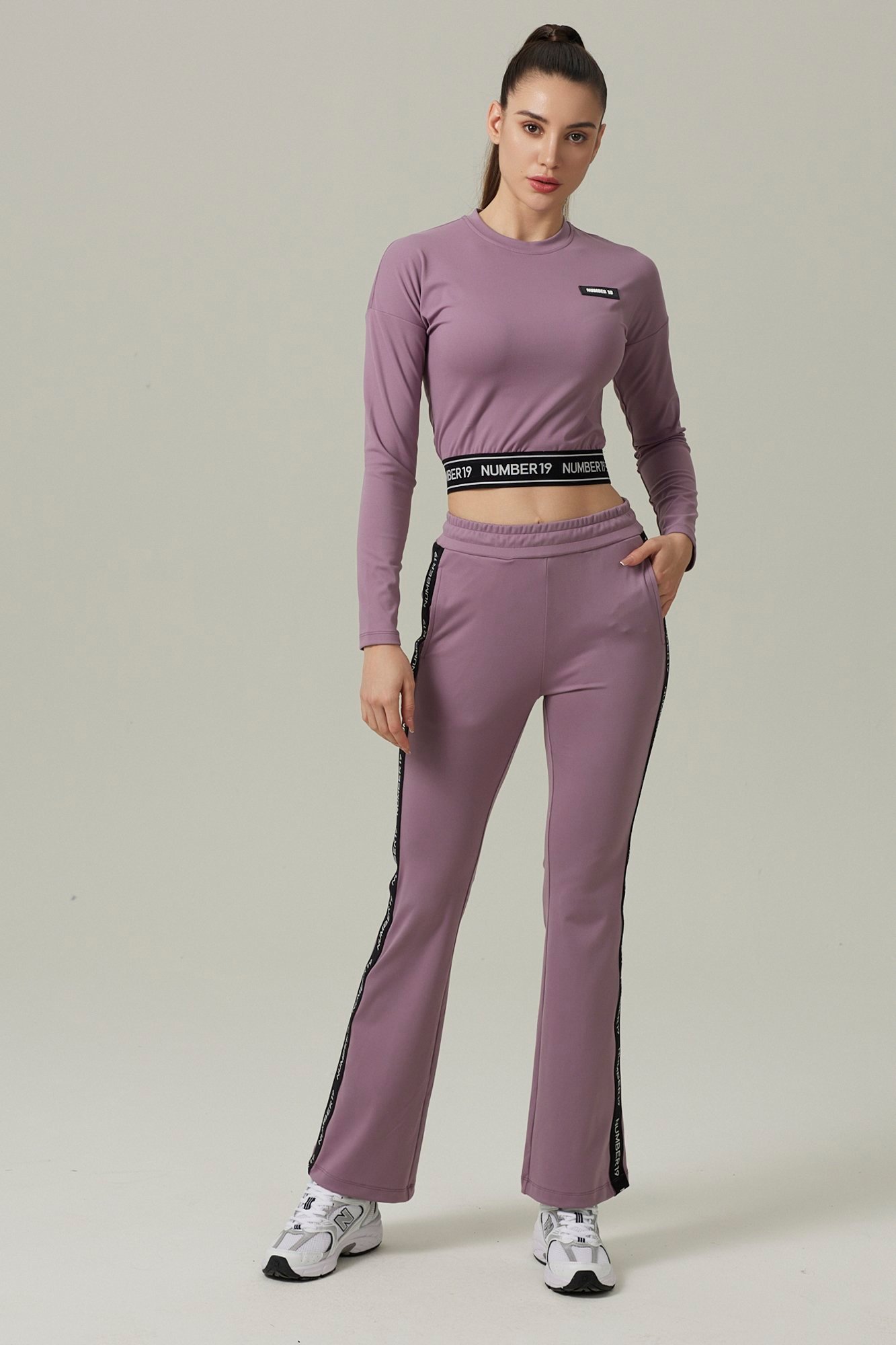 Ensemble sweat court et pantalon taille haute