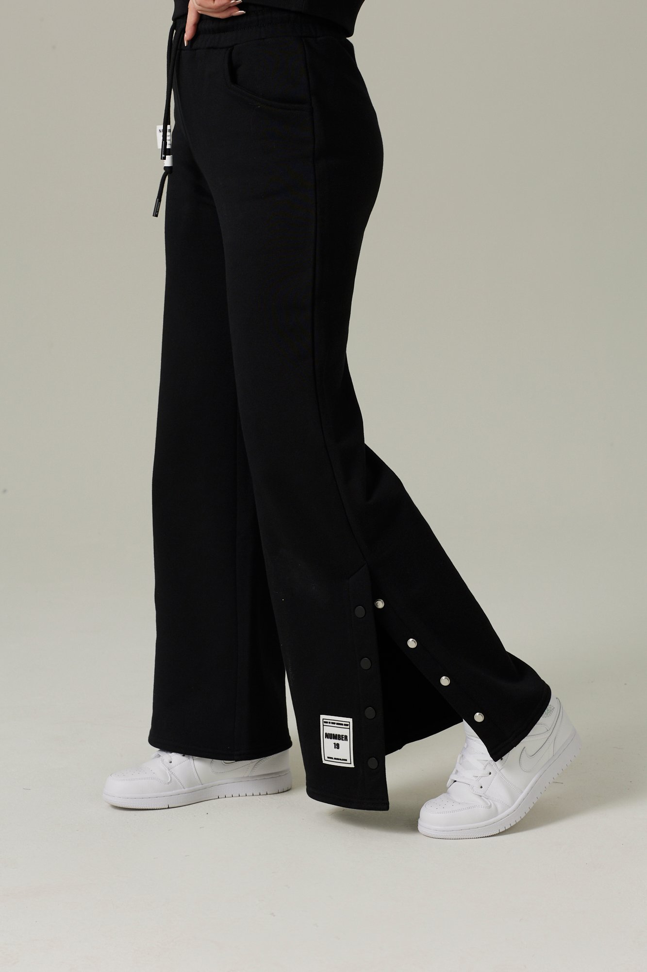 Ensemble Sweat col rond uni et Pantalon boutton – Image 9