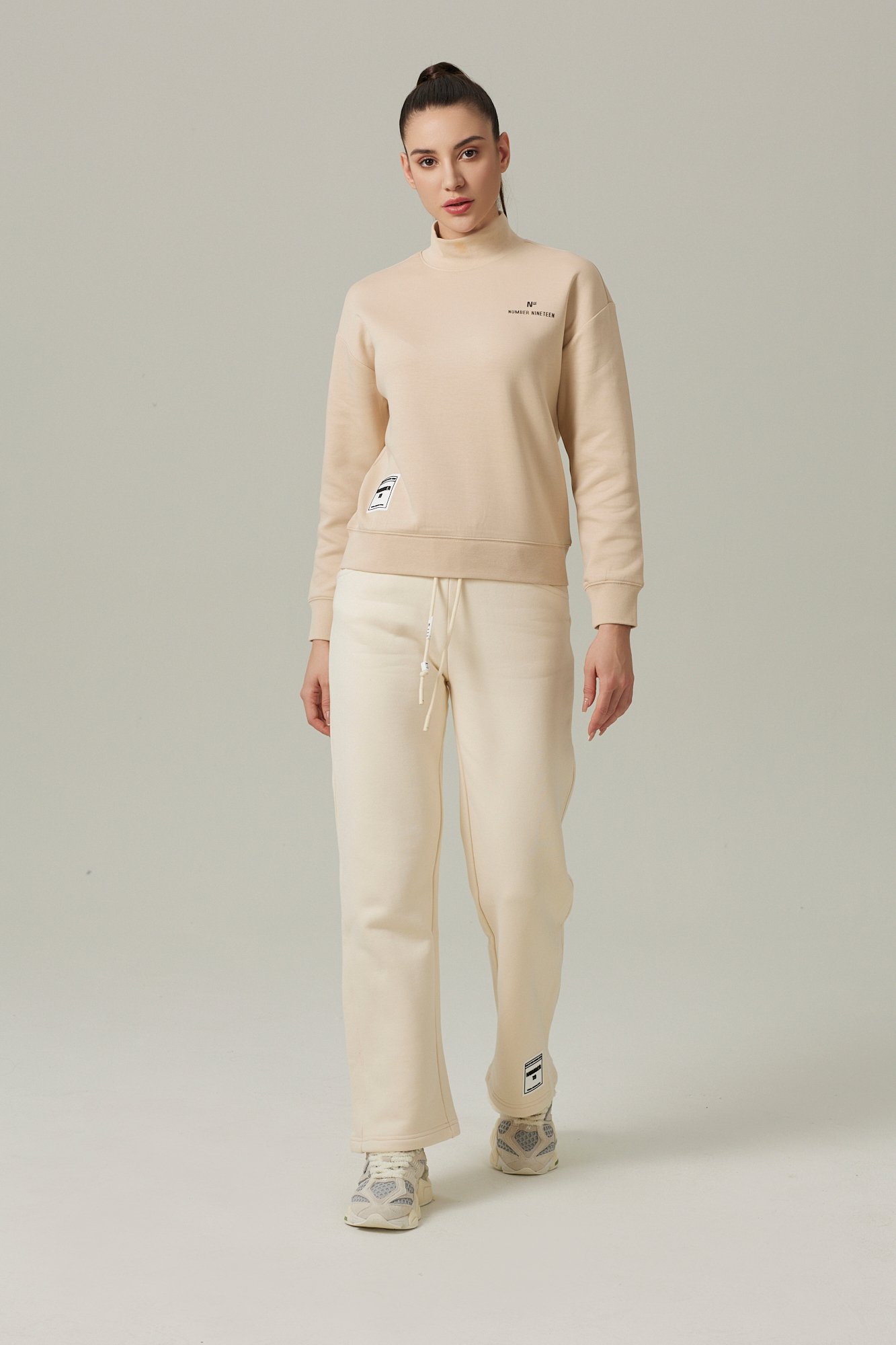 Ensemble Pull oversized à col montant uni et Pantalon droit – Image 7