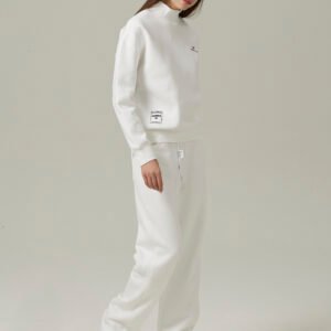 Ensemble Pull oversized à col montant uni et Pantalon droit