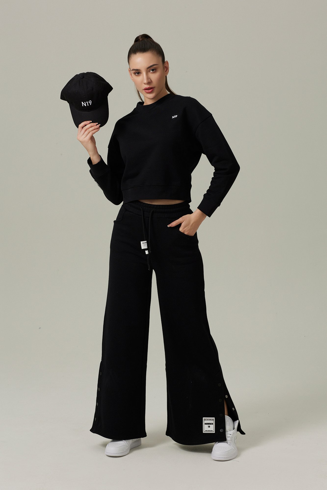 Ensemble Sweat col rond uni et Pantalon boutton – Image 7