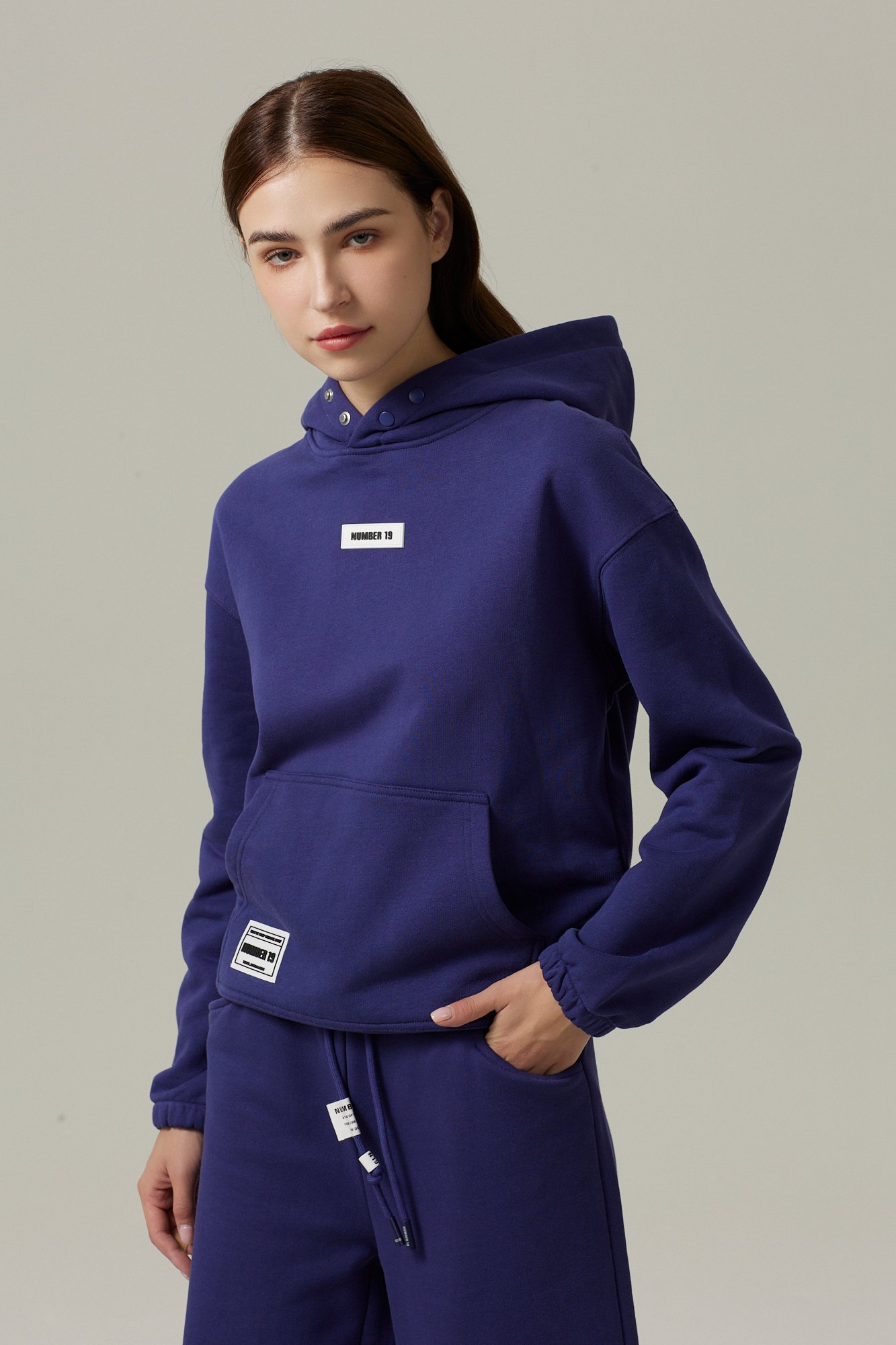 Ensemble Sweat à capuche basique et Pantalon button – Image 2