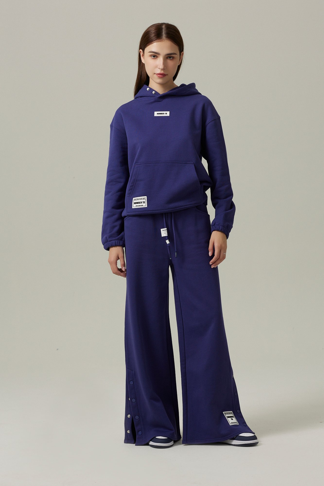 Ensemble Sweat à capuche basique et Pantalon button