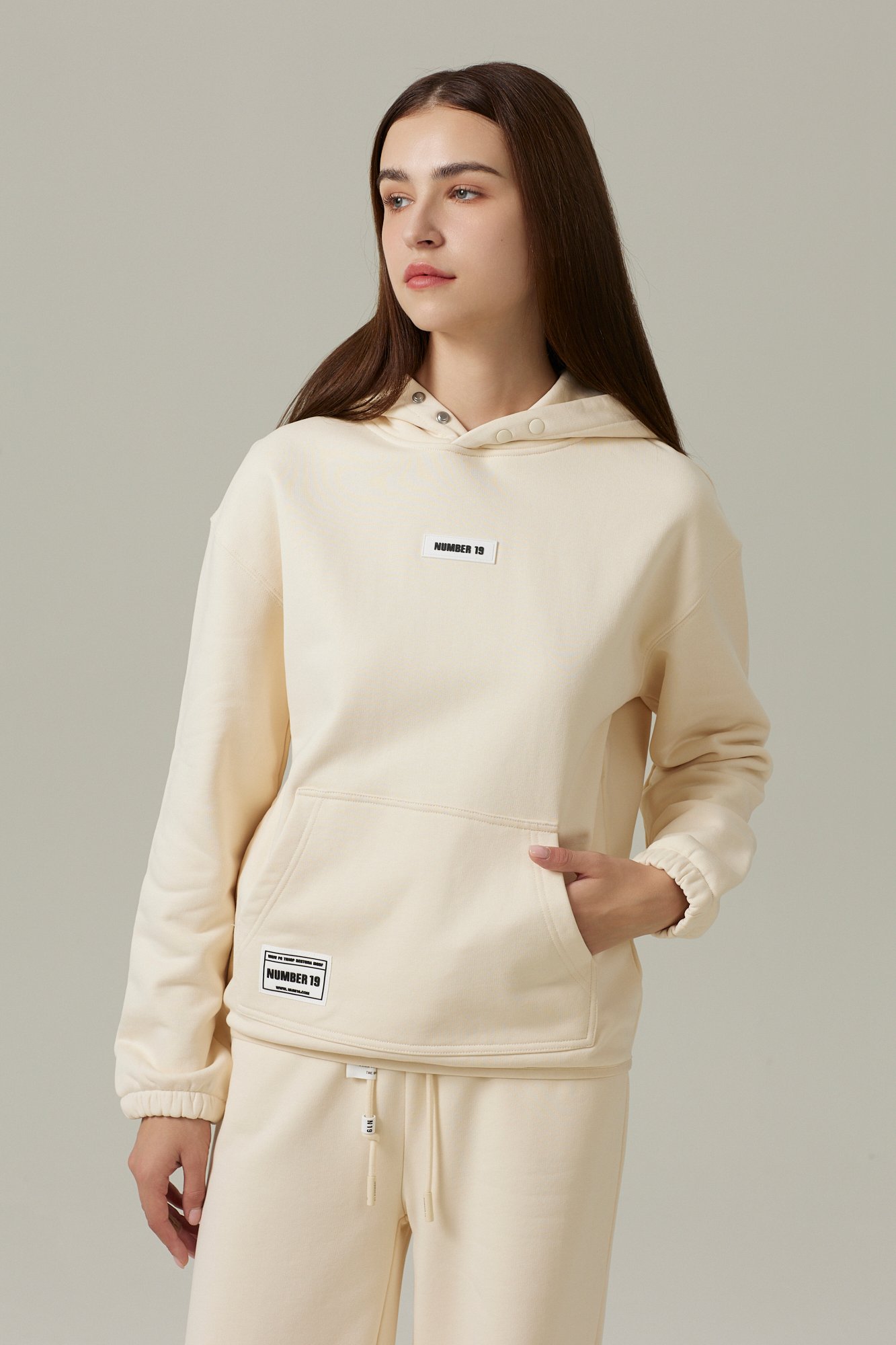 Ensemble Sweat à capuche basique et Pantalon button – Image 5