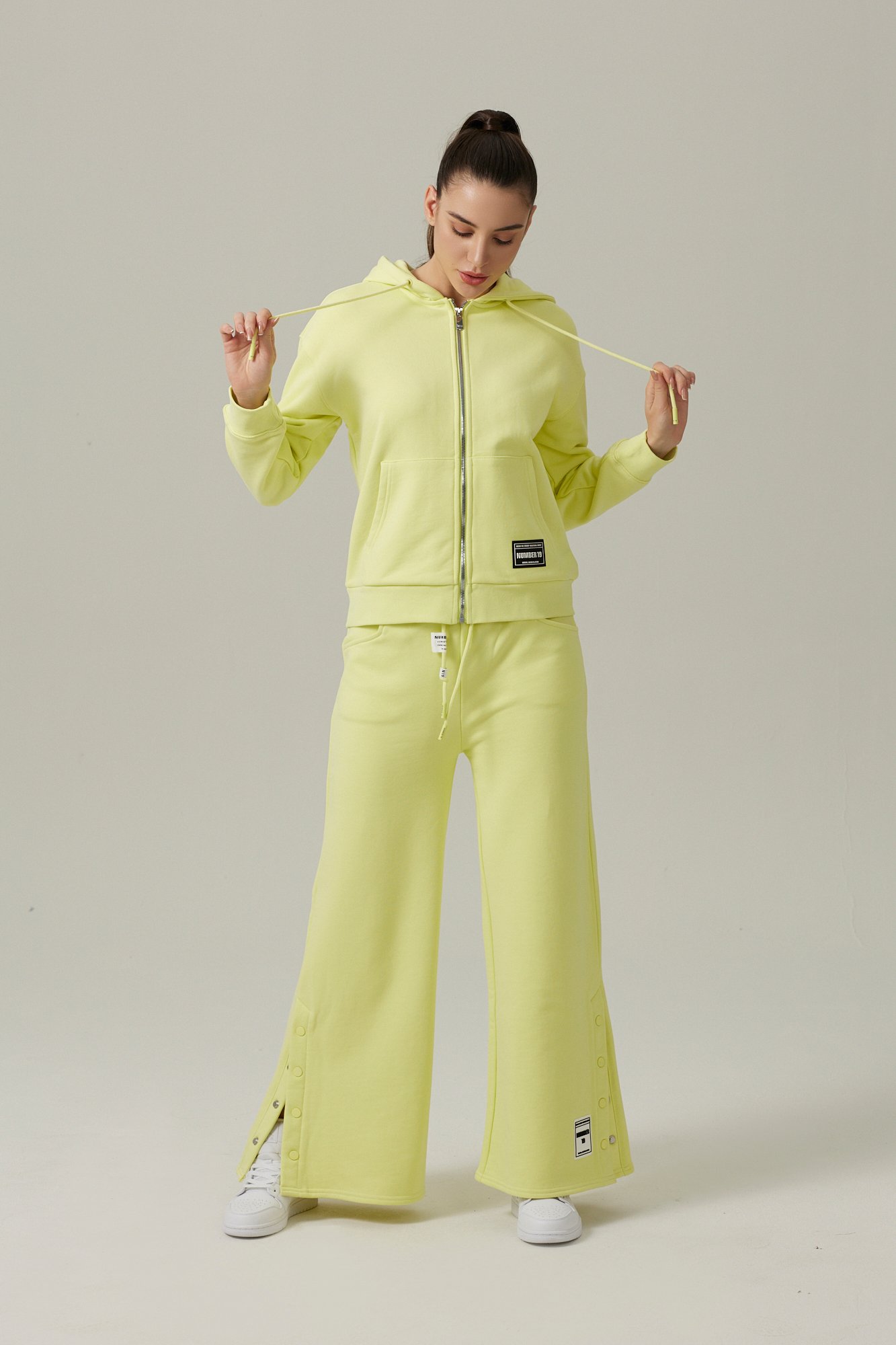 Ensemble Sweat à capuche zippé et Pantalon button – Image 7