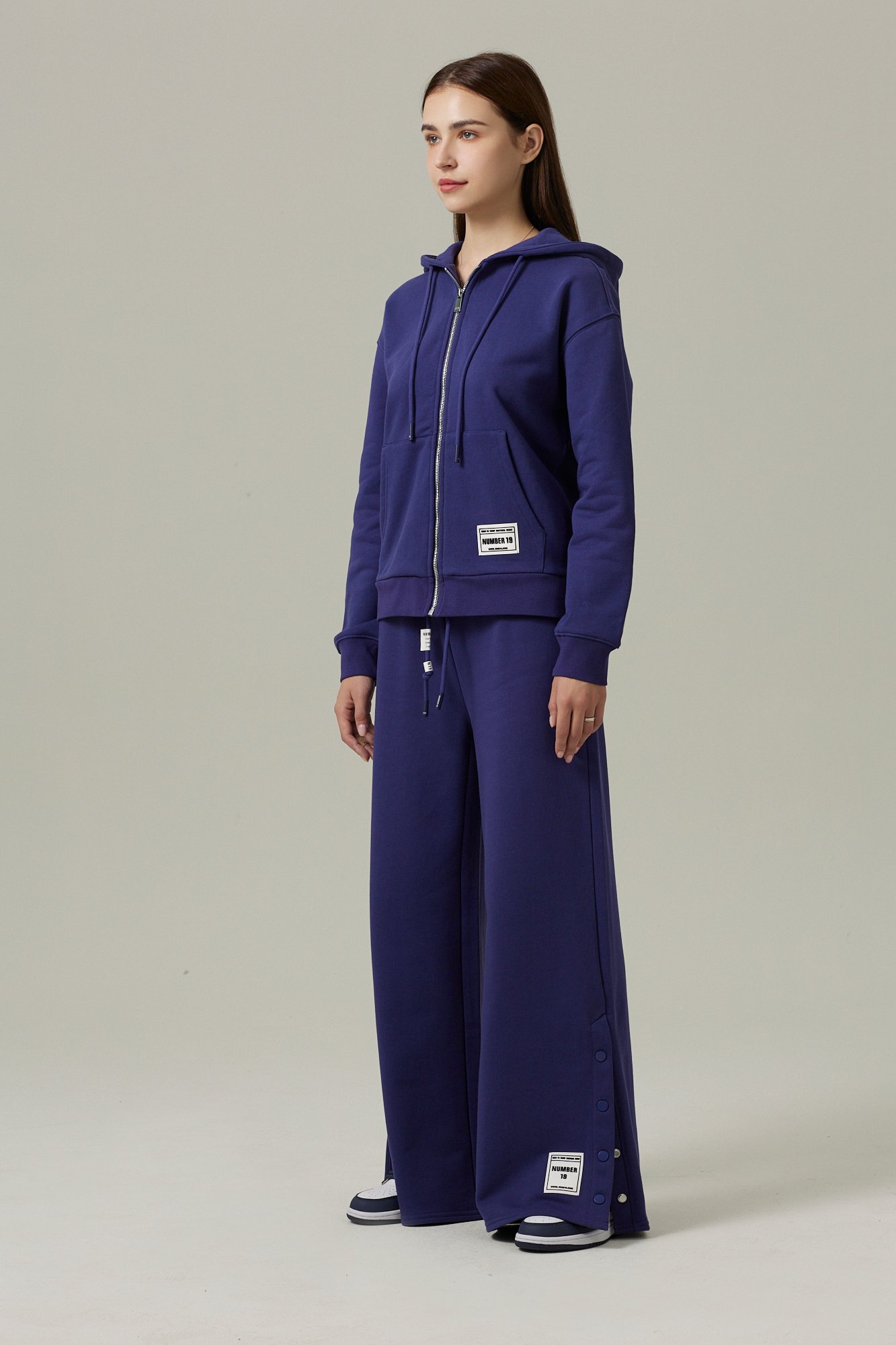 Ensemble Sweat à capuche zippé et Pantalon button – Image 10