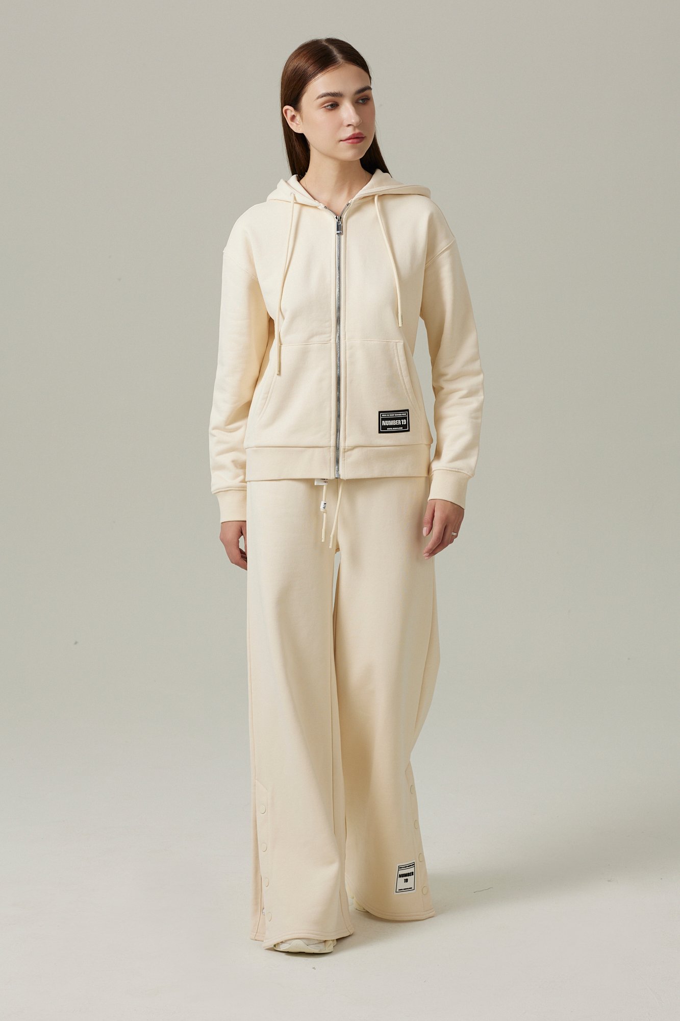 Ensemble Sweat à capuche zippé et Pantalon button